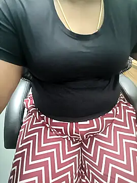 Snapshot of tamil_subha69 chatting on December 23, 2025, 5:38 am tamil subha69 online show from December 23, 2025, 5:38 am