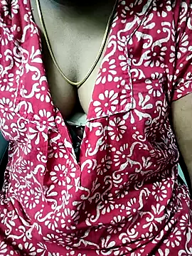 Snapshot of tamil_subha69 chatting on February 10, 2026, 12:26 am tamil subha69 online show from February 10, 2026, 12:26 am