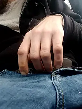 Snapshot of otterlover123 chatting on March 7, 2025, 9:59 pm otterlover123 online show from March 7, 2025, 9:59 pm