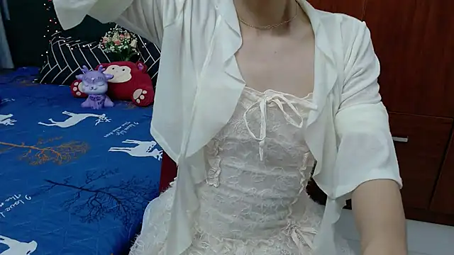 Snapshot of Cindy--Cici chatting on February 12, 2025, 1:19 am Cindy--Cici online show from February 12, 2025, 1:19 am