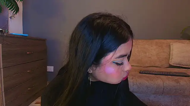 Snapshot of jade_brunnette chatting on May 28, 2026, 8:28 pm jade brunnette online show from May 28, 2026, 8:28 pm