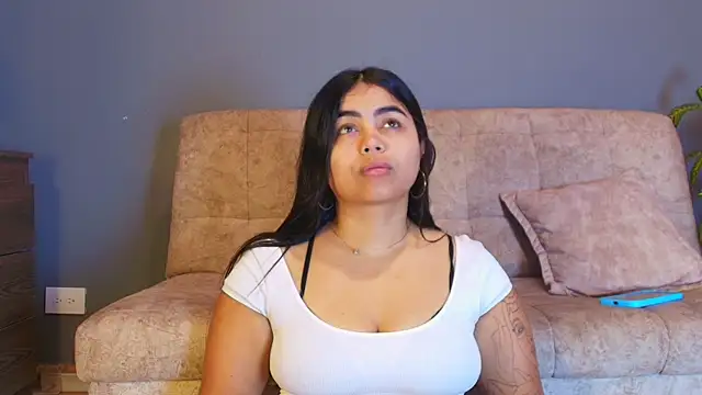 Snapshot of jade_brunnette chatting on May 30, 2026, 8:17 pm jade brunnette online show from May 30, 2026, 8:17 pm
