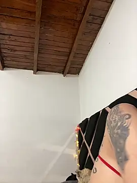 Snapshot of Zaratattoox chatting on April 27, 2026, 6:00 am Zaratattoox online show from April 27, 2026, 6:00 am