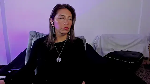 Snapshot of MichelleManson chatting on November 28, 2025, 10:07 am MichelleManson online show from November 28, 2025, 10:07 am