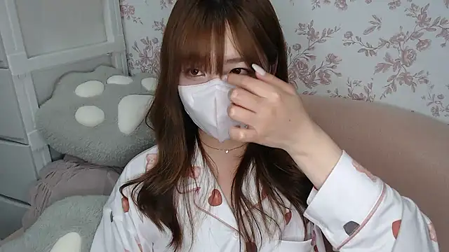 Snapshot of mei_hosina chatting on April 23, 2026, 3:36 pm mei hosina online show from April 23, 2026, 3:36 pm