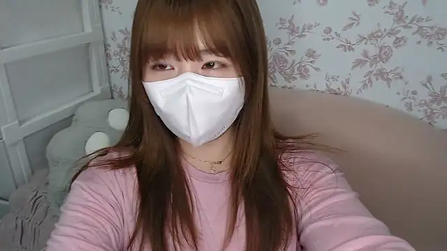 Snapshot of mei_hosina chatting on April 24, 2026, 3:14 pm mei hosina online show from April 24, 2026, 3:14 pm