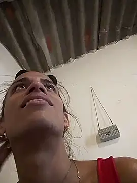 AlexaWarner online show from November 24, 2025, 7:57 pm