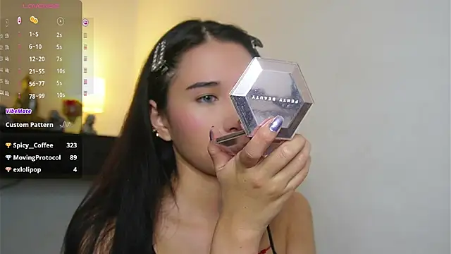 Snapshot of AlessiaVix chatting on January 12, 2025, 5:33 pm AlessiaVix online show from January 12, 2025, 5:33 pm