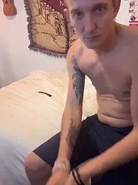 stikkynikki online show from March 3, 2026, 7:42 pm