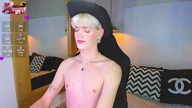 VladHellsing4 online show from March 5, 2026, 2:35 pm