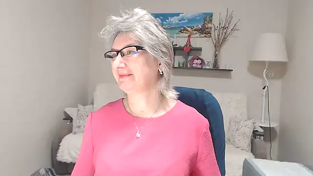 FleurMays online show from November 25, 2025, 4:34 am