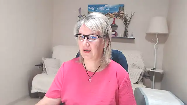 Snapshot of FleurMays chatting on July 12, 2026, 4:25 am FleurMays online show from July 12, 2026, 4:25 am
