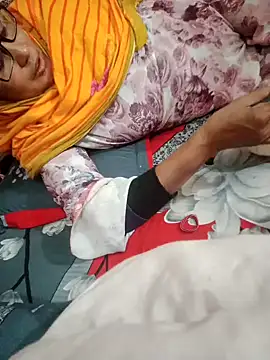 Snapshot of ArishaCouple chatting on December 24, 2024, 9:50 am ArishaCouple online show from December 24, 2024, 9:50 am