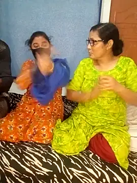 Snapshot of ArishaCouple chatting on January 26, 2025, 6:59 am ArishaCouple online show from January 26, 2025, 6:59 am