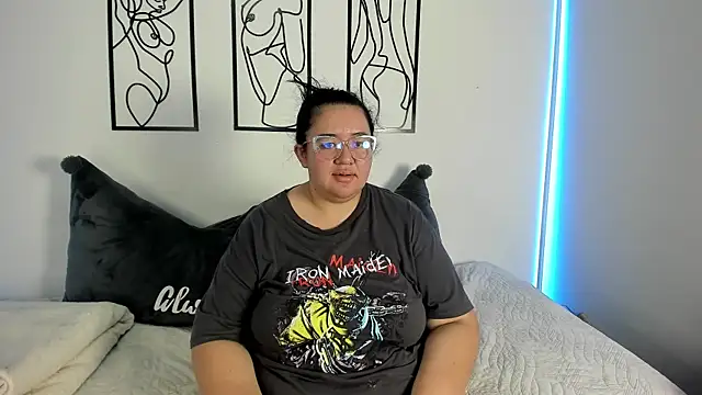 Snapshot of RubyPirsso18 chatting on December 20, 2025, 7:10 pm RubyPirsso18 online show from December 20, 2025, 7:10 pm