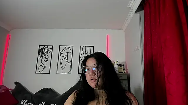 Snapshot of RubyPirsso18 chatting on January 14, 2026, 7:30 pm RubyPirsso18 online show from January 14, 2026, 7:30 pm