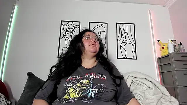 Snapshot of RubyPirsso18 chatting on March 11, 2026, 8:15 pm RubyPirsso18 online show from March 11, 2026, 8:15 pm