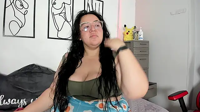 Snapshot of RubyPirsso18 chatting on April 2, 2026, 8:17 pm RubyPirsso18 online show from April 2, 2026, 8:17 pm