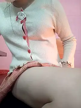 Snapshot of HaTyh chatting on February 16, 2025, 12:32 pm HaTyh online show from February 16, 2025, 12:32 pm