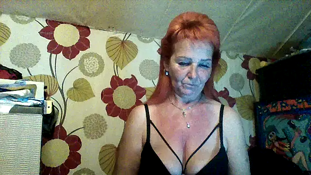 Snapshot of CassandraSandra44 chatting on April 6, 2026, 4:52 pm CassandraSandra44 online show from April 6, 2026, 4:52 pm
