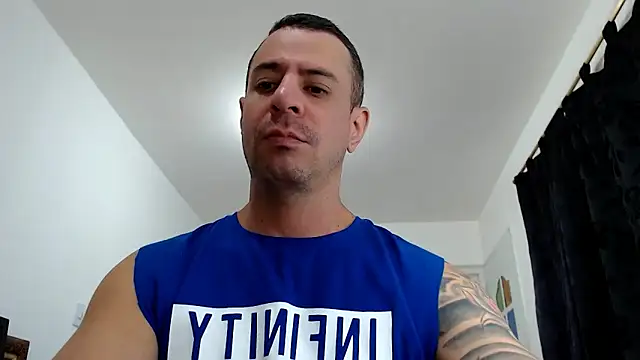 nicolay 74 online show from November 5, 2025, 12:38 pm