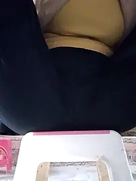 JasminePham online show from January 20, 2025, 4:10 am