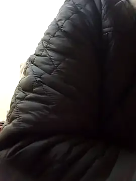 JasminePham online show from February 7, 2025, 1:25 am