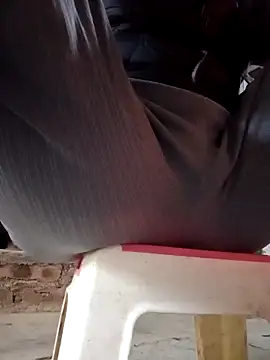 JasminePham online show from March 16, 2025, 1:17 am