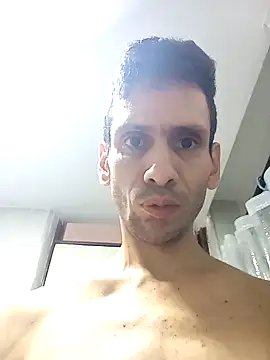 Snapshot of Andres_J4 chatting on December 2, 2024, 2:08 pm Andres J4 online show from December 2, 2024, 2:08 pm