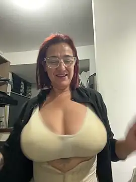 Snapshot of anastasia_and_jordan chatting on February 6, 2026, 10:51 am anastasia and jordan online show from February 6, 2026, 10:51 am