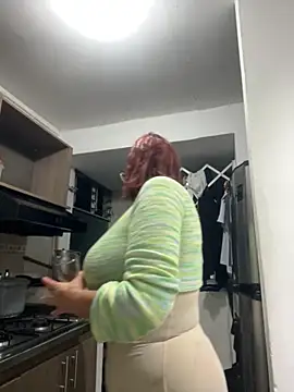 Snapshot of anastasia_and_jordan chatting on February 10, 2026, 9:02 am anastasia and jordan online show from February 10, 2026, 9:02 am