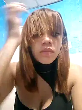 1CANDYLOVE online show from June 11, 2026, 2:33 am