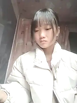 lytamye online show from March 8, 2025, 3:17 am