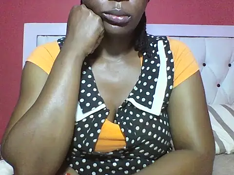 Snapshot of Sweet-piie chatting on December 15, 2025, 8:13 pm Sweet-piie online show from December 15, 2025, 8:13 pm