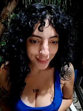 Sweet-diamondxxx online show from November 1, 2025, 2:35 am