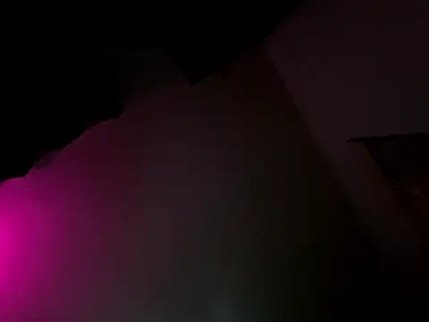 kikiwonderbar online show from January 11, 2026, 10:31 am