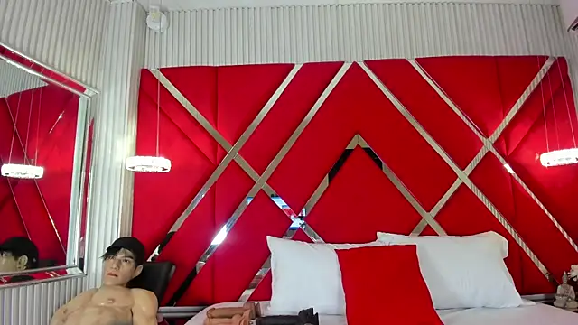 SusanCouper online show from May 29, 2026, 10:52 pm