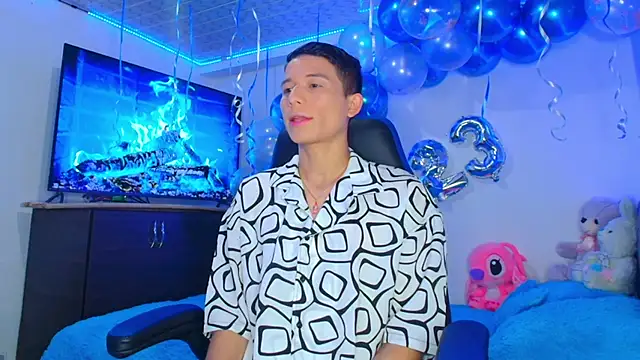 Snapshot of bryamer_19 chatting on January 9, 2025, 1:39 am bryamer 19 online show from January 9, 2025, 1:39 am