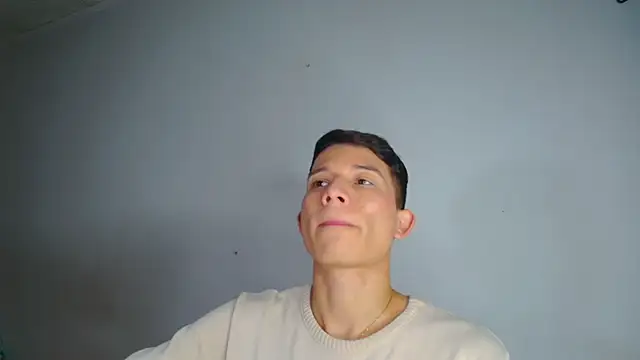 Snapshot of bryamer_19 chatting on February 24, 2025, 8:14 pm bryamer 19 online show from February 24, 2025, 8:14 pm