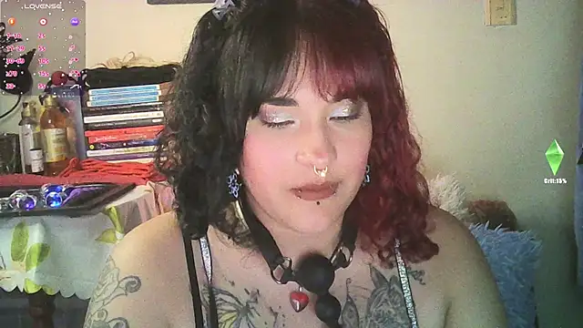 Snapshot of Ruby_Skywalker_ chatting on January 21, 2025, 2:11 am Ruby Skywalker online show from January 21, 2025, 2:11 am