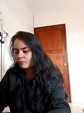 Im Amelia online show from February 11, 2025, 2:57 pm