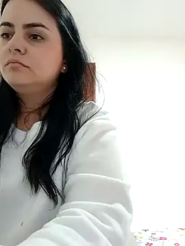 Im Amelia online show from February 14, 2025, 8:26 pm