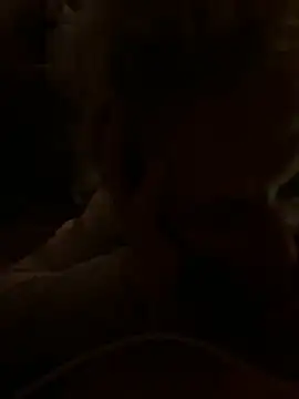 Snapshot of degiggxxx chatting on October 12, 2025, 10:14 am degiggxxx online show from October 12, 2025, 10:14 am