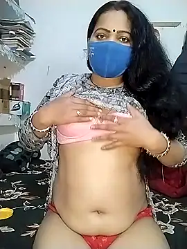 Snapshot of YRIMA1995 chatting on January 31, 2025, 3:20 am YRIMA1995 online show from January 31, 2025, 3:20 am