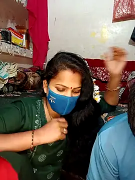 Snapshot of YRIMA1995 chatting on February 3, 2025, 3:20 am YRIMA1995 online show from February 3, 2025, 3:20 am