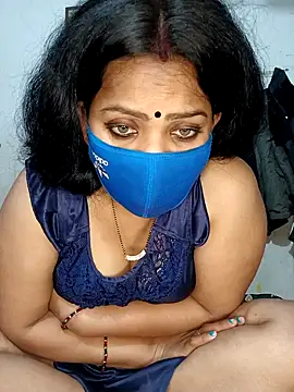 Snapshot of YRIMA1995 chatting on February 11, 2025, 6:08 am YRIMA1995 online show from February 11, 2025, 6:08 am