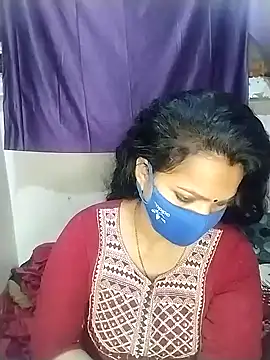 Snapshot of YRIMA1995 chatting on February 12, 2025, 5:15 am YRIMA1995 online show from February 12, 2025, 5:15 am