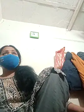 Snapshot of YRIMA1995 chatting on February 15, 2025, 4:25 am YRIMA1995 online show from February 15, 2025, 4:25 am