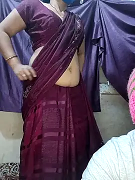 Snapshot of YRIMA1995 chatting on February 18, 2025, 3:10 am YRIMA1995 online show from February 18, 2025, 3:10 am