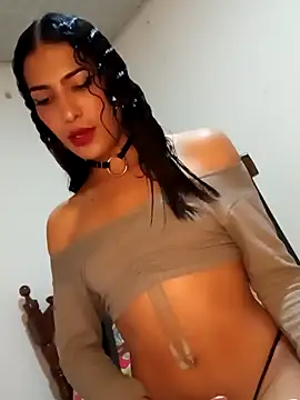 Snapshot of Lanna_hott_ chatting on January 23, 2025, 8:24 pm Lanna hott  online show from January 23, 2025, 8:24 pm